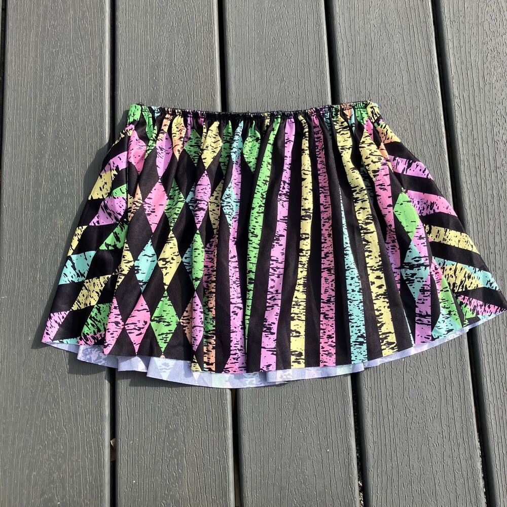 Colorful micro mini skirt, ravewear festival EDM hippie diamond stripes - Picture 2 of 5